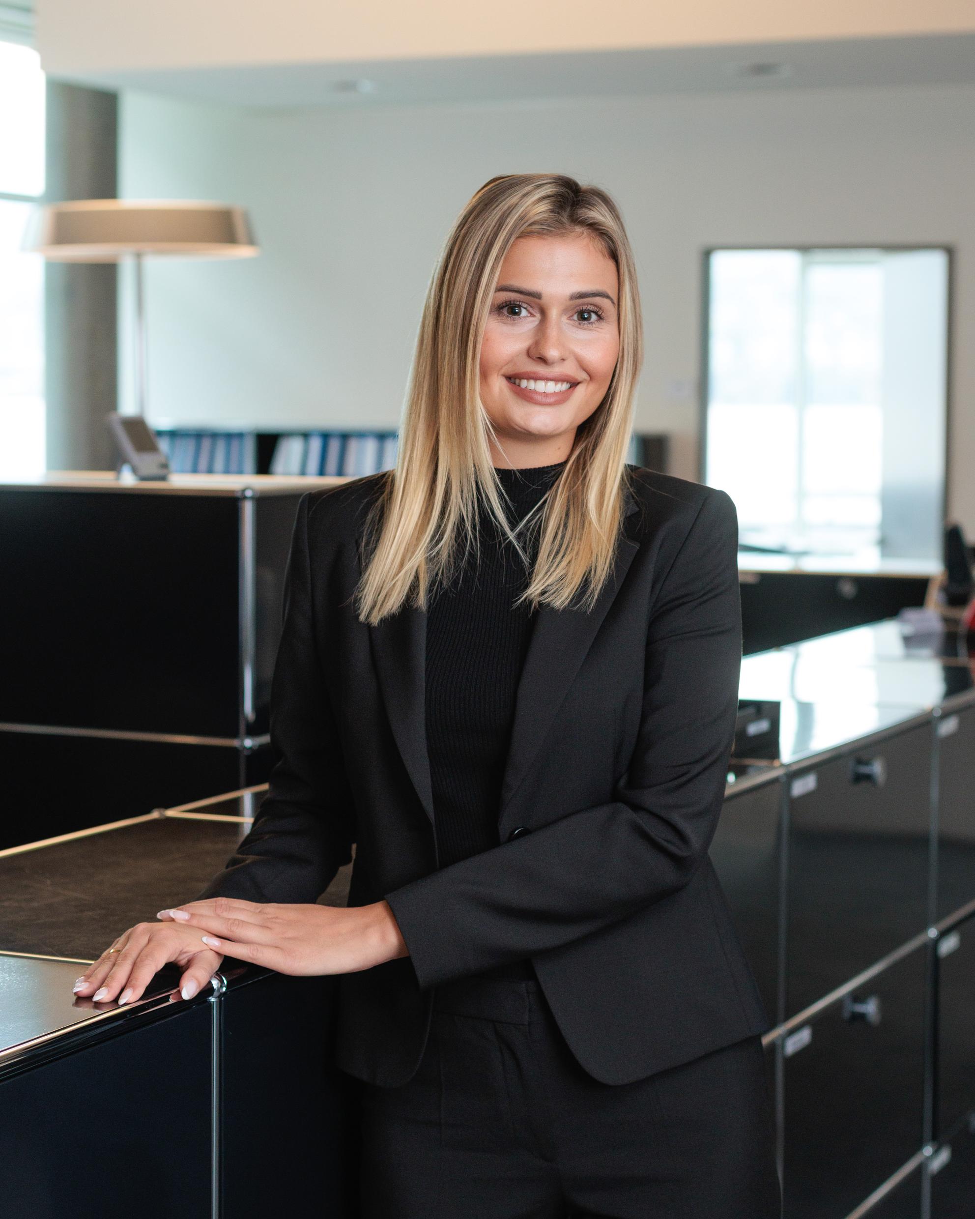 Portrait von  Laura Krasniqi 