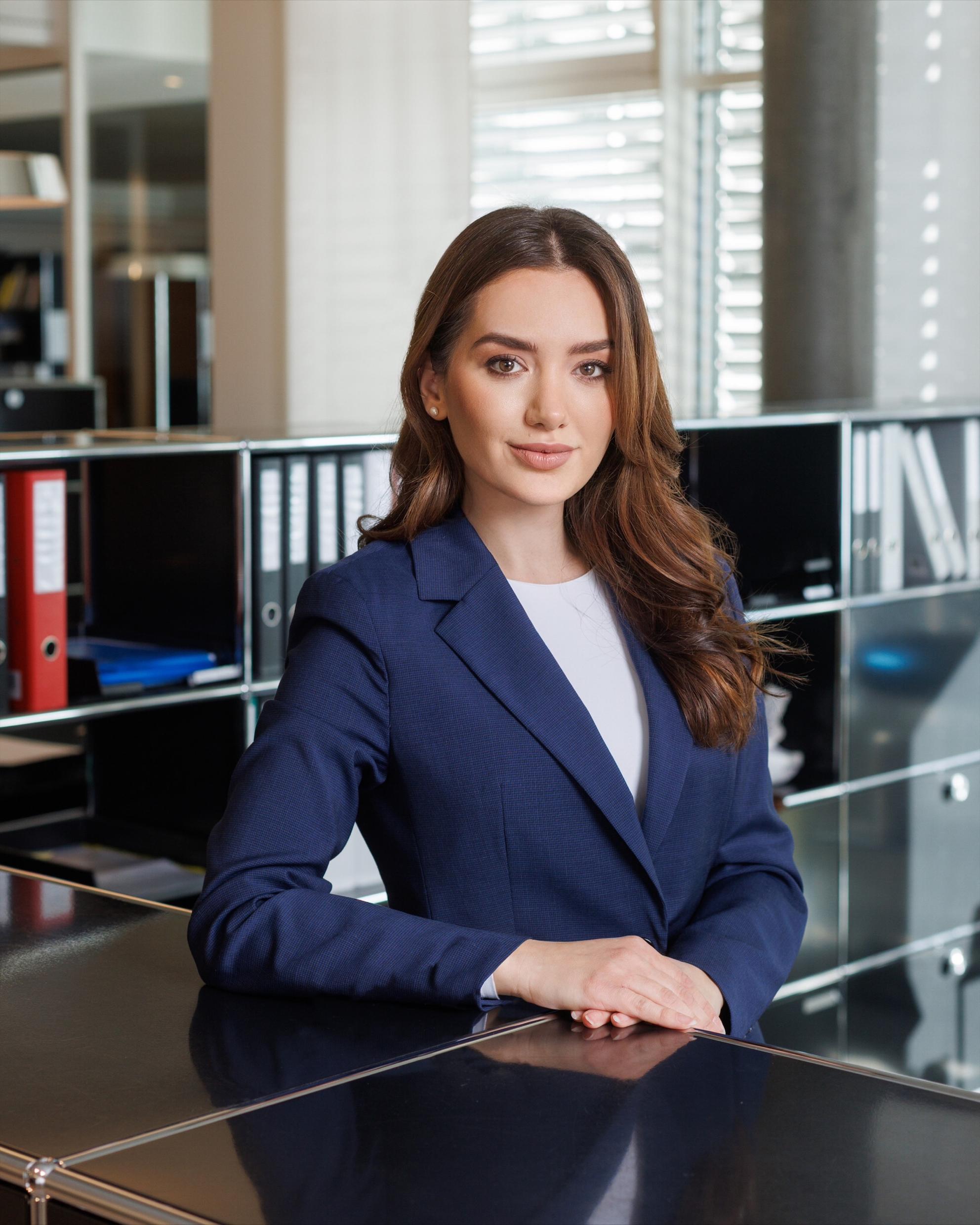 Portrait von  Valmira&nbsp;Abdiji MLaw